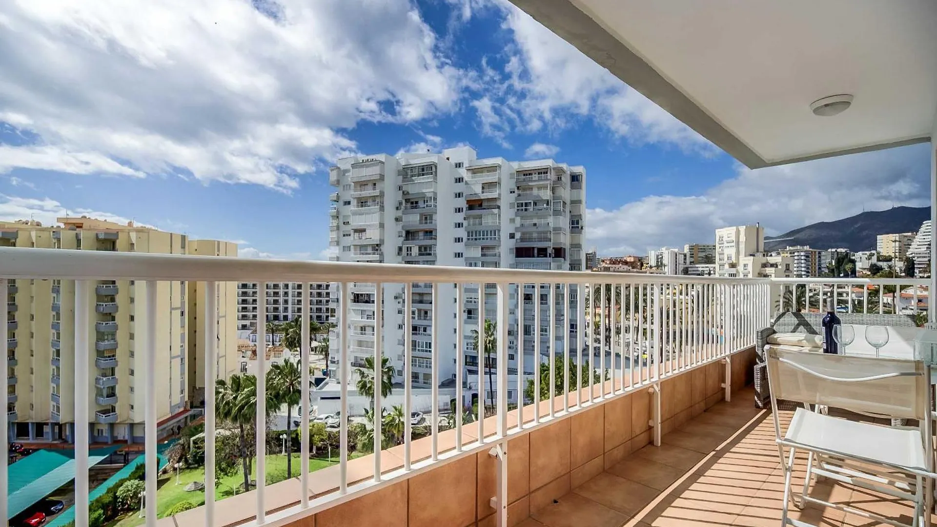 Apartment Puerto Marina, Apartamento Frente Al Mar Benalmadena Spain